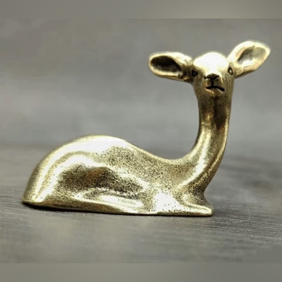 Solid Brass Resting Deer Vintage-style Sculpture Desk Decor - Picture 3 of 8